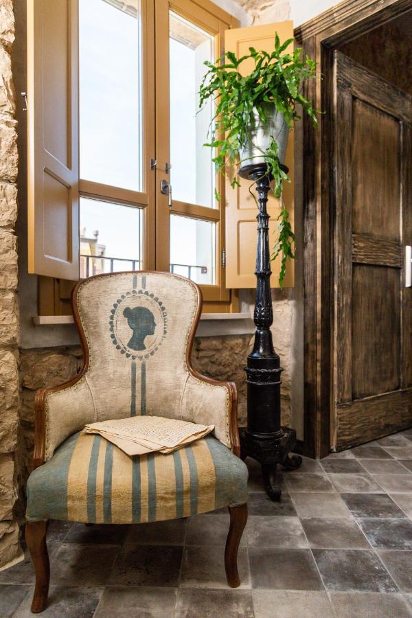 Via Roma Charming Rooms เบาเนย์ ภายนอก รูปภาพ