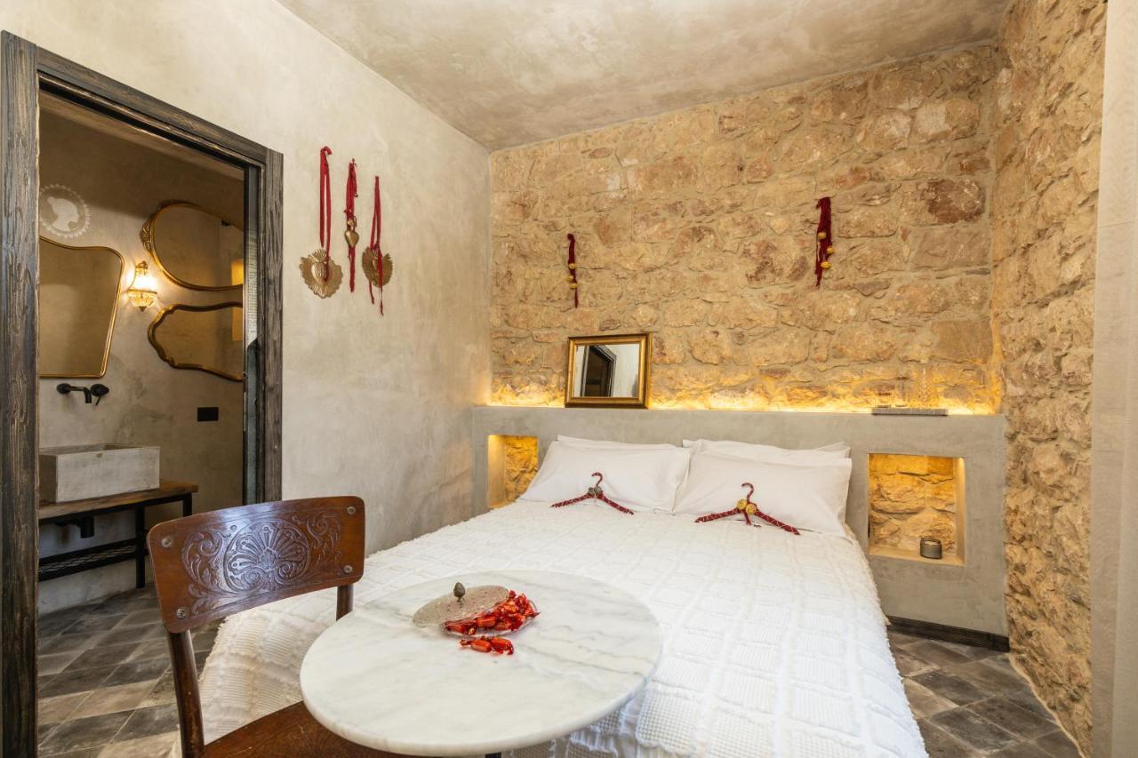 Via Roma Charming Rooms เบาเนย์ ภายนอก รูปภาพ