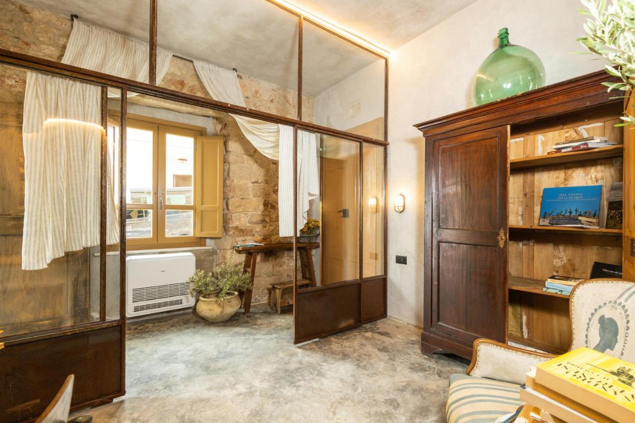 Via Roma Charming Rooms เบาเนย์ ภายนอก รูปภาพ